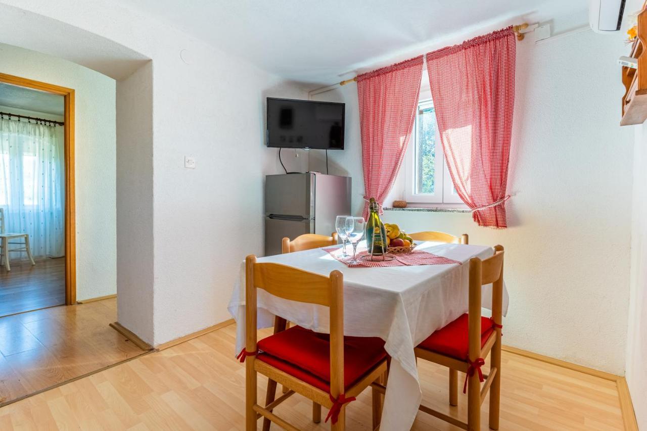 Apartmani Valun1 Екстериор снимка