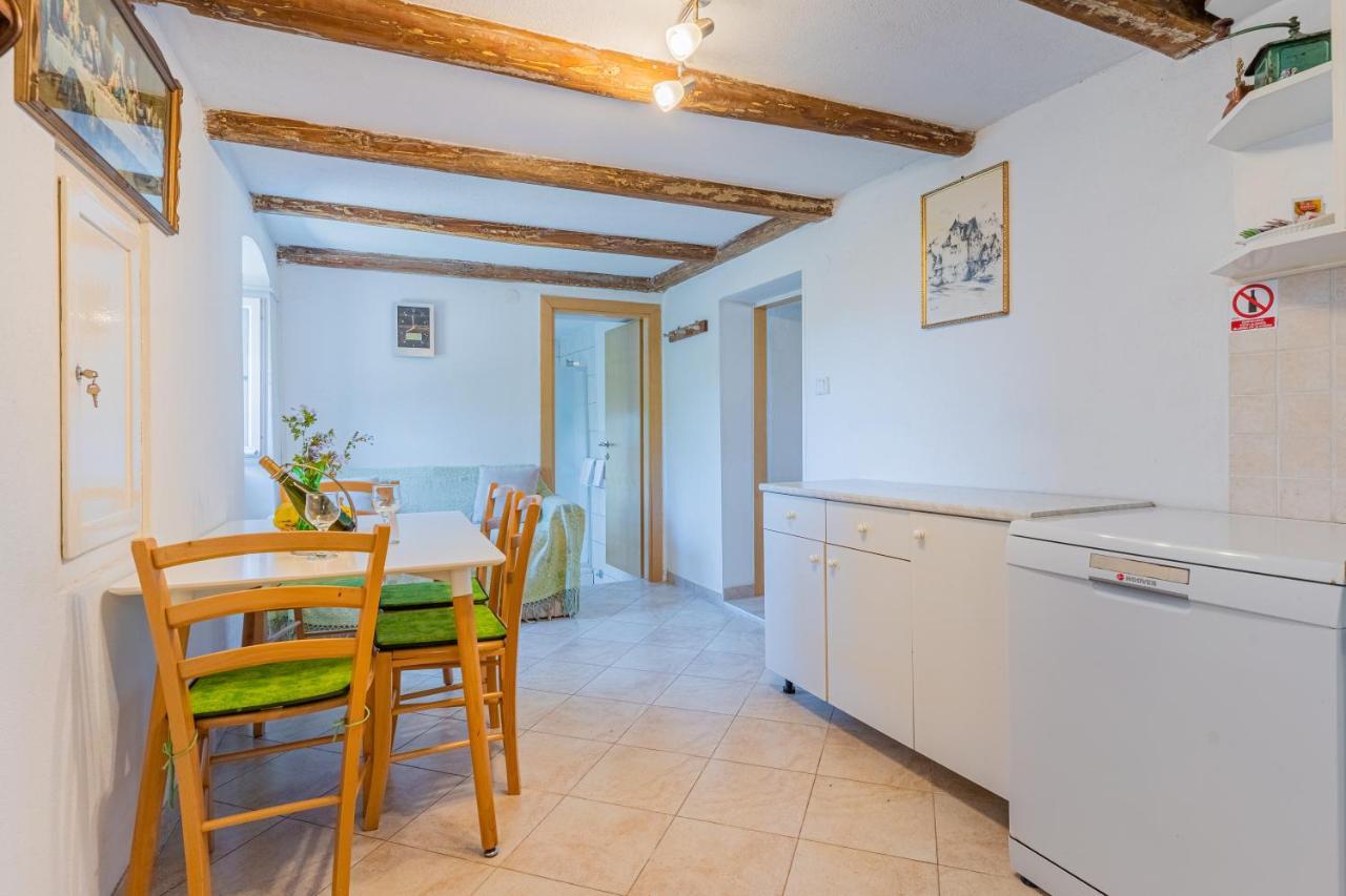 Apartmani Valun1 Екстериор снимка