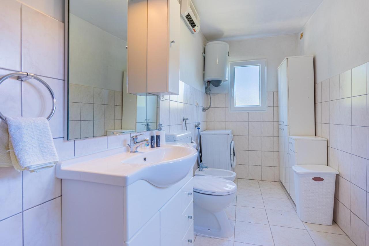 Apartmani Valun1 Екстериор снимка